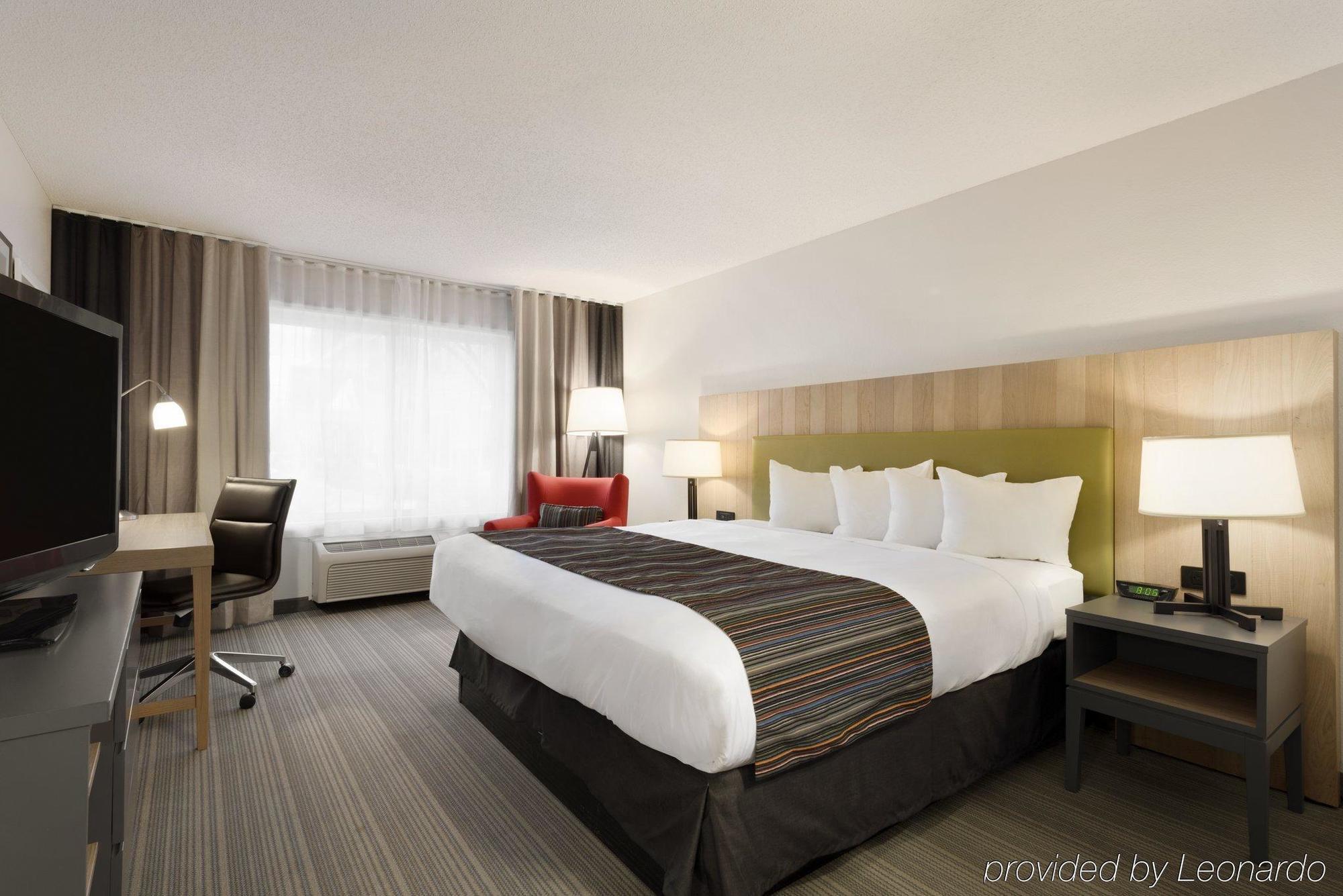 Country Inn & Suites By Radisson, Chippewa Falls, Wi Ngoại thất bức ảnh