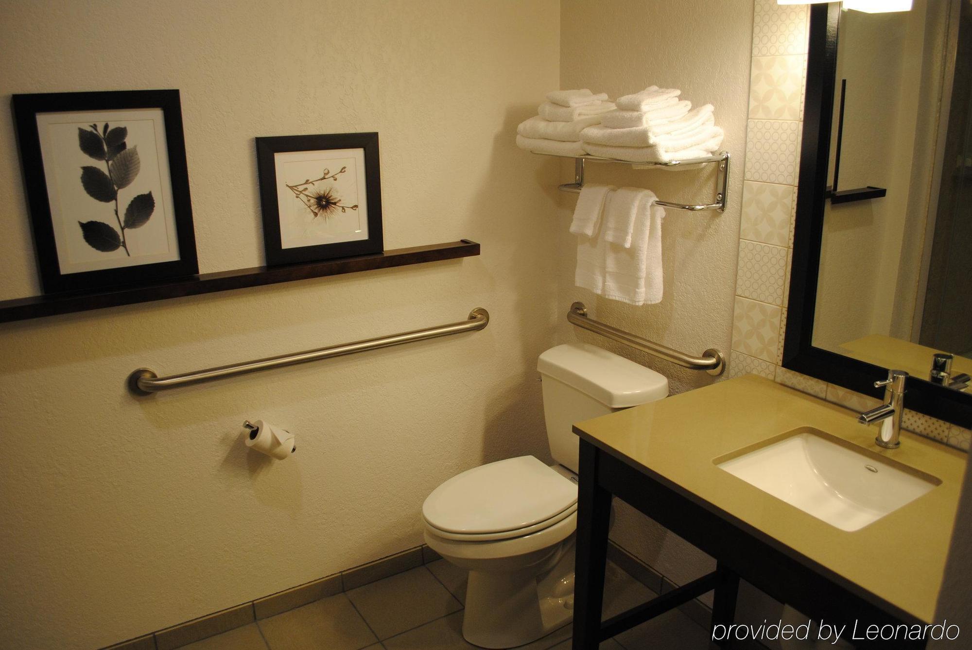 Country Inn & Suites By Radisson, Chippewa Falls, Wi Ngoại thất bức ảnh